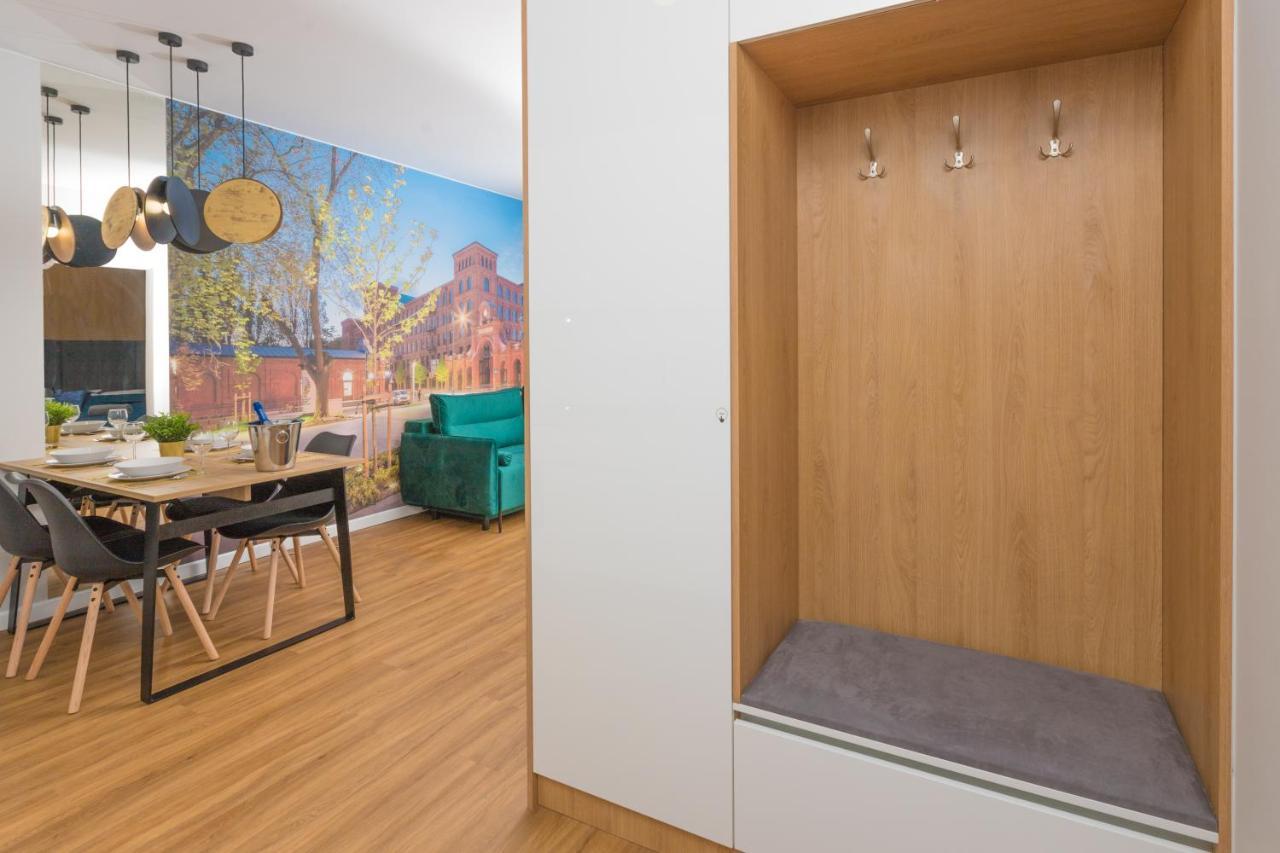 Royal Manu Apartment Netflix ウッチ エクステリア 写真