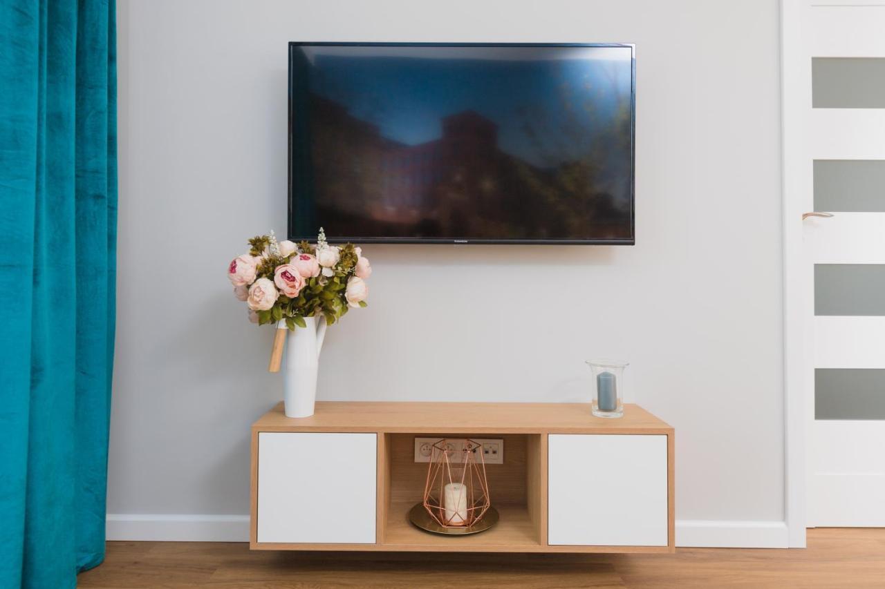 Royal Manu Apartment Netflix ウッチ エクステリア 写真